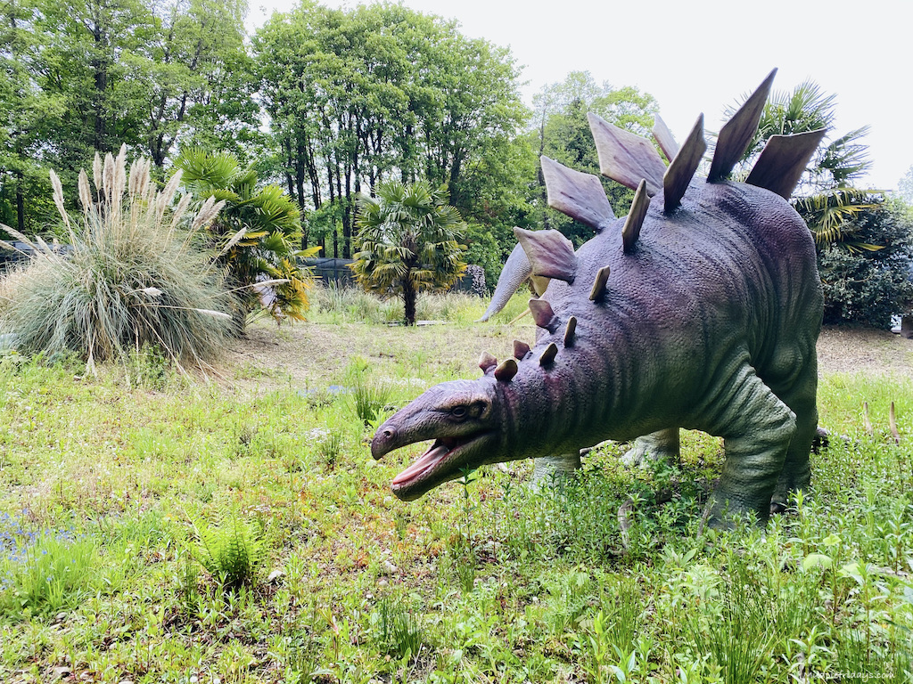Drayton Manor Dinosaur Park