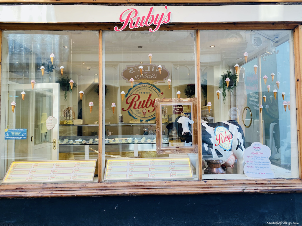 Rubys Ice cream shop in Fowey
