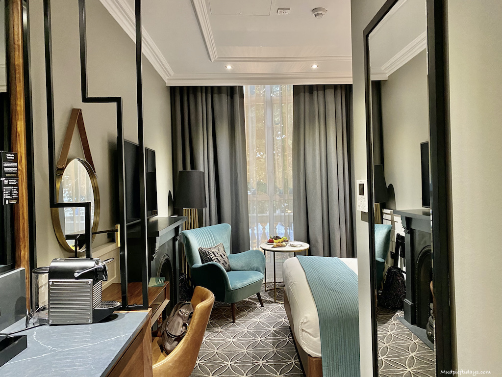 Family Interconnecting Rooms 100 Queens Gate Hotel