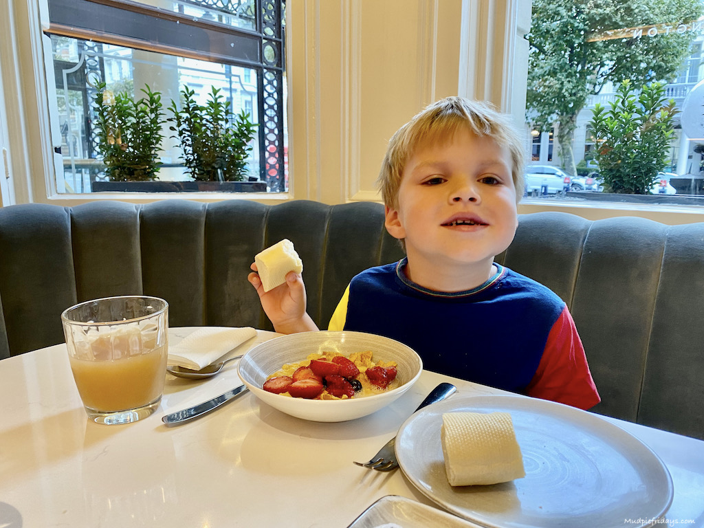Breakfast at 100 Queens Gate Hotel