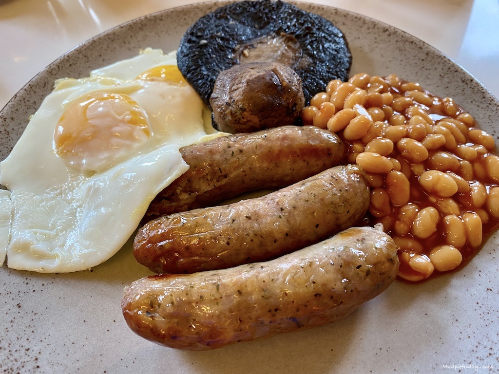 Breakfast 100 Queens Gate Hotel