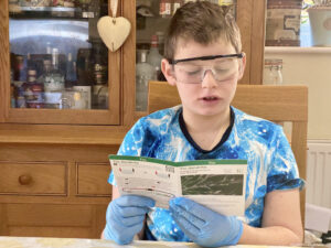 MEL Science Chemistry set carrying out an experiment