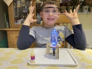 Doing MEL Science Physics experiment