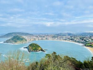 lookout from Monte Igueldo overlooking La Cocha bay in San Sebastian