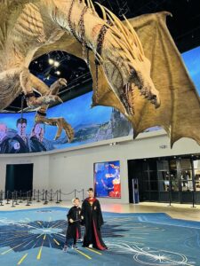 Under the dragon at the hub in at Harry Potter world