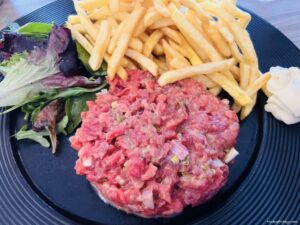 dinner at the restaurant novotel dijon sud review