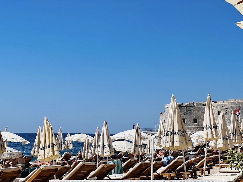 The beach club area on Banje Beach in Dubrovnik