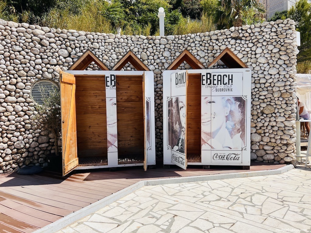 Changing facilities at Banji Beach
