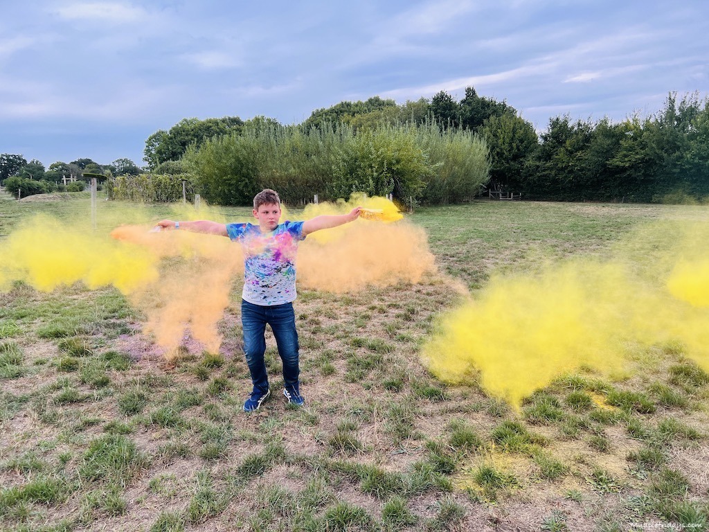 Paint throwing party at hobbledown reviews