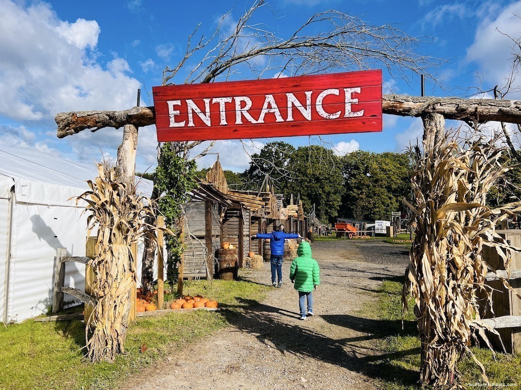 Entrance to Tulleys Farm Pumpkins