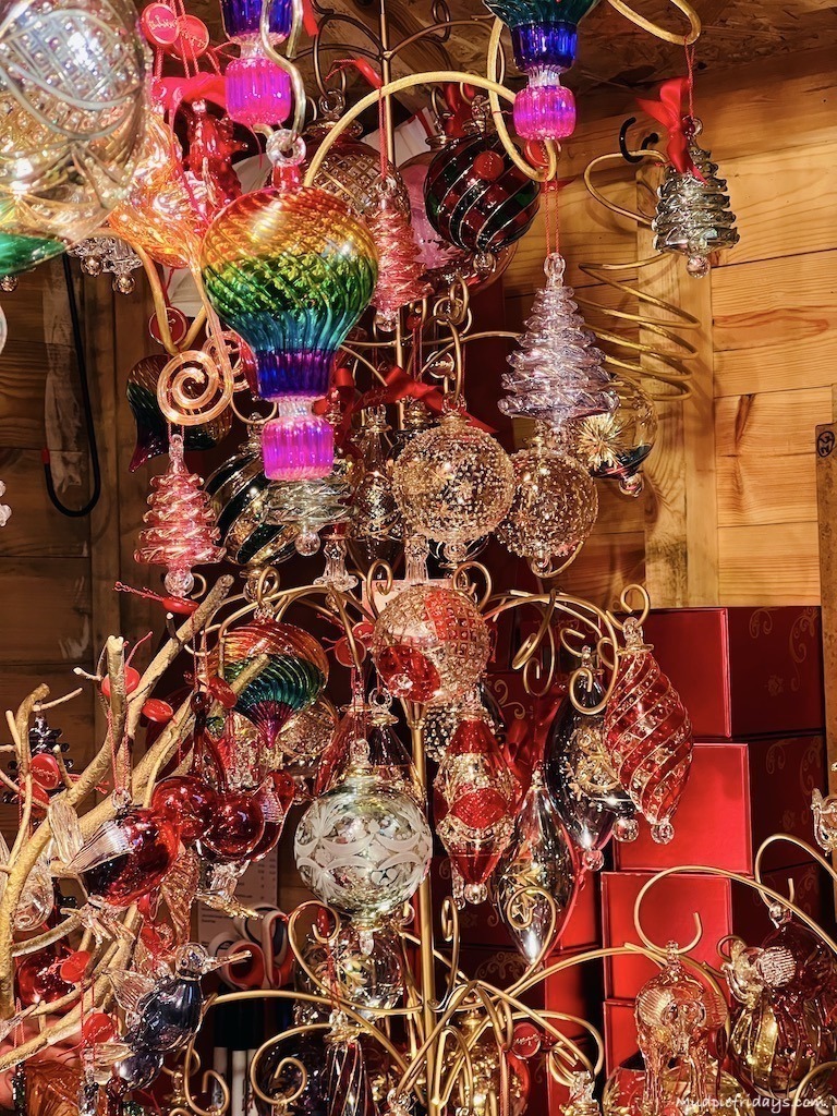 Hand blown glass christmas decorations at the Winchester market christmas