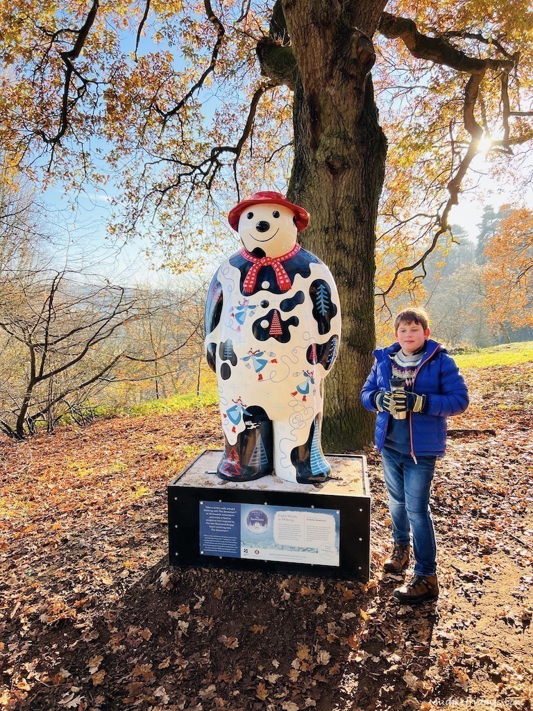 The snowman trail - 8 Maids A Milking