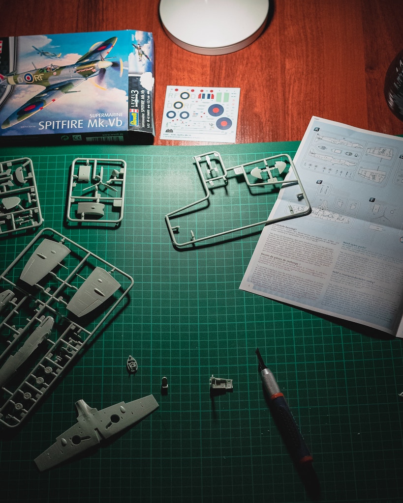 Hornby Visitor Centre - making a model of a spitfire