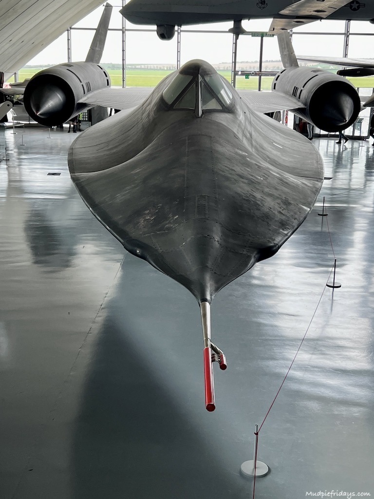 A blackbird air craft