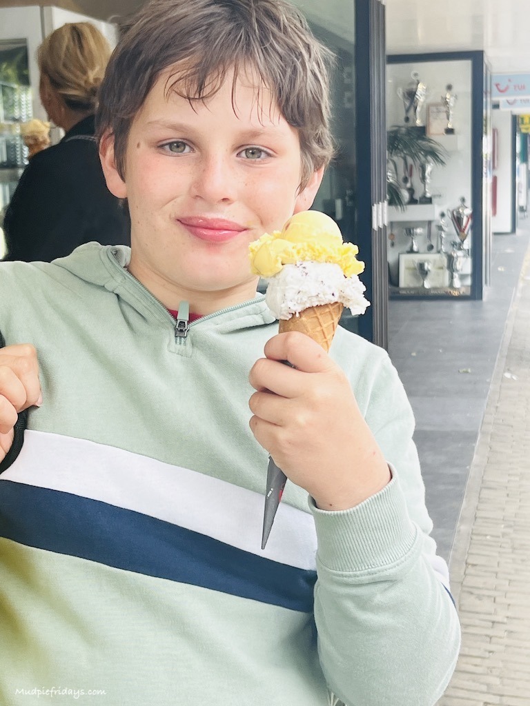 Charlie enjoing ice cream from the ice cream parlour in Wassenaar