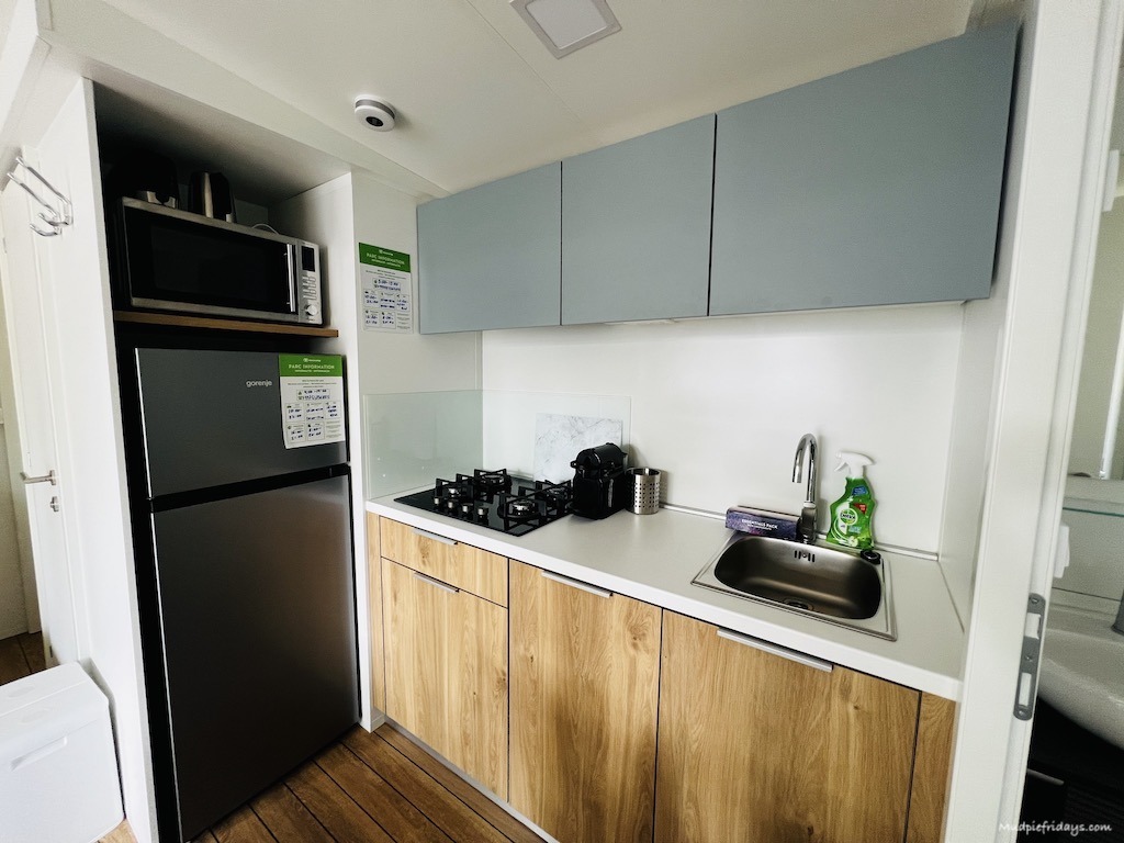 Eurocamp Duinrell Azure Lounge - 3 bedroom kitchen area close up