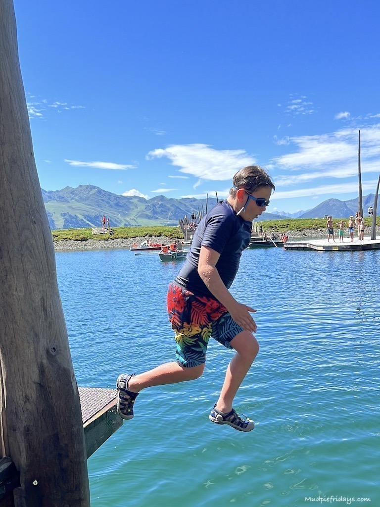 Charlie jumping into the Fichtensee lake from one of the many platforms