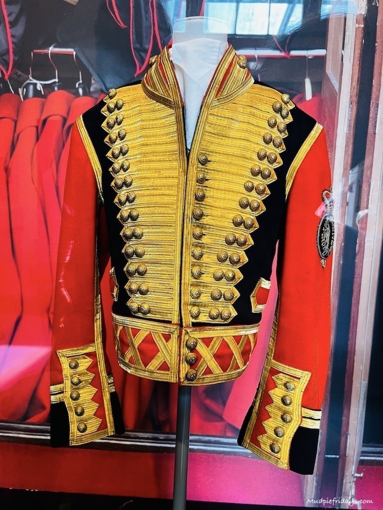 One of the uniforms for the royal staff - Buckingham palace with kids