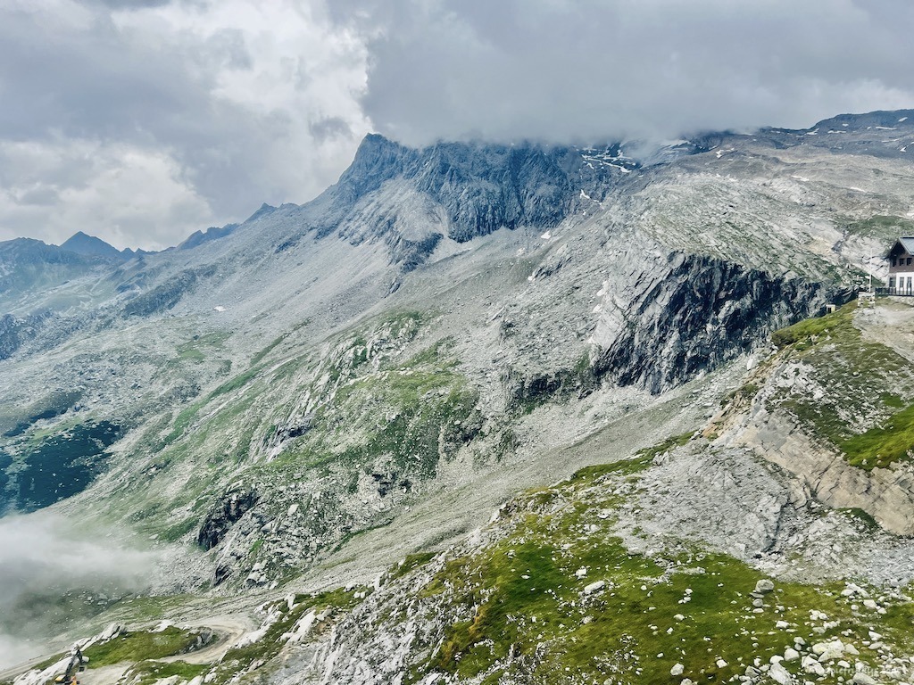Travelling up to the top of the Hintertux Glacier