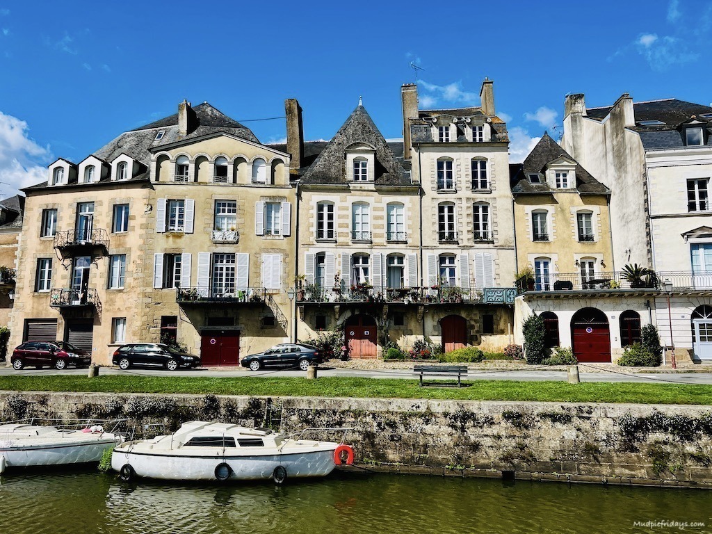 The riverside houses in Redon as you approach the harbour