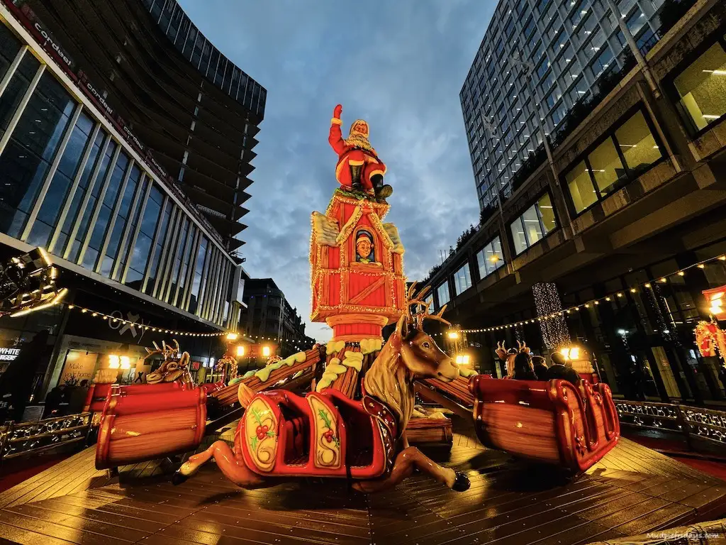 The santa merry go round