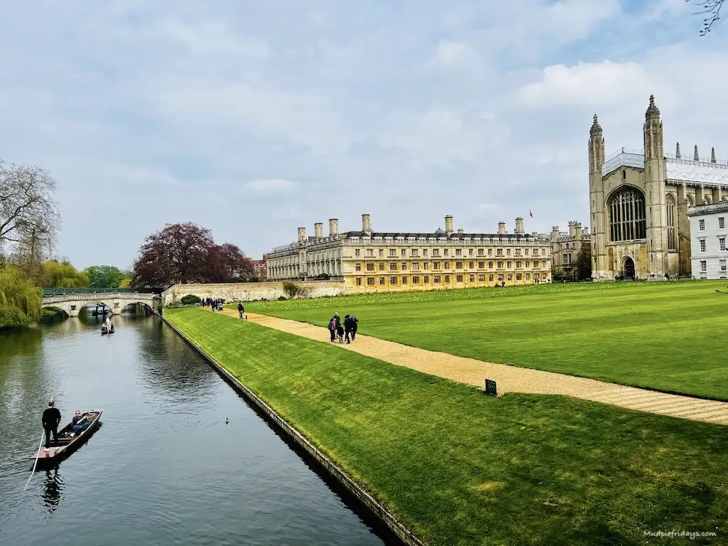 King's College Chapel Cambridge Guide & Photos