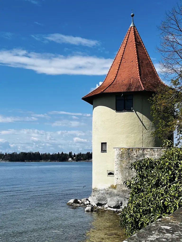 One of the towers that surround the Island on Lindau with the water in the background