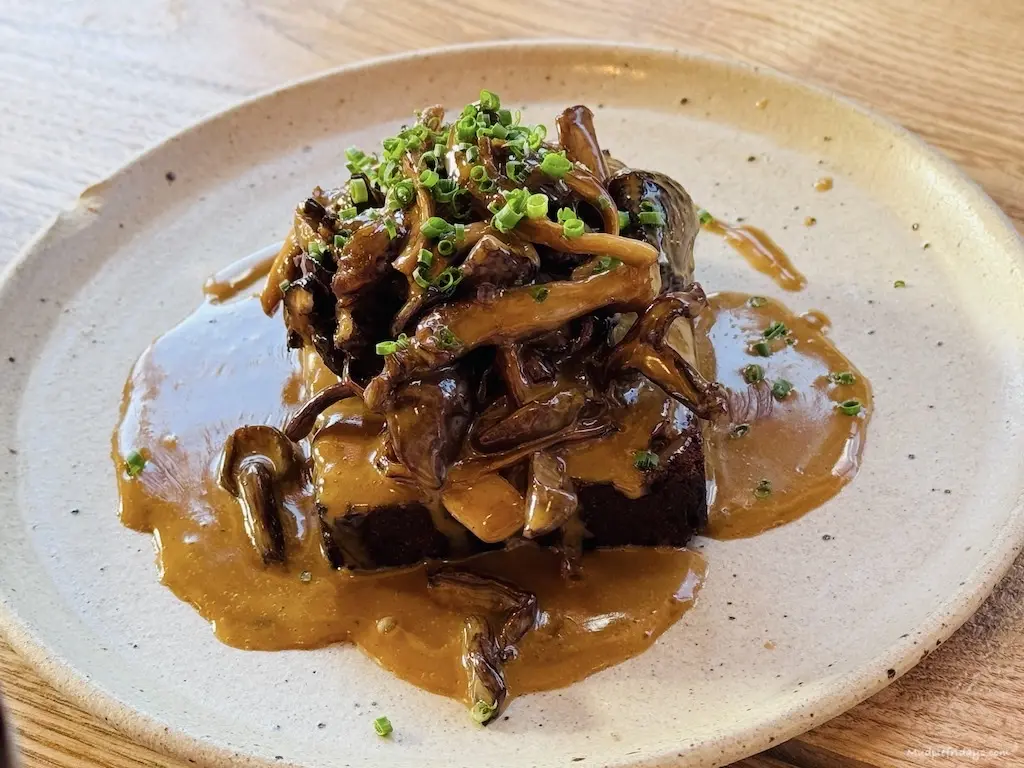 mushrooms on brioche toast