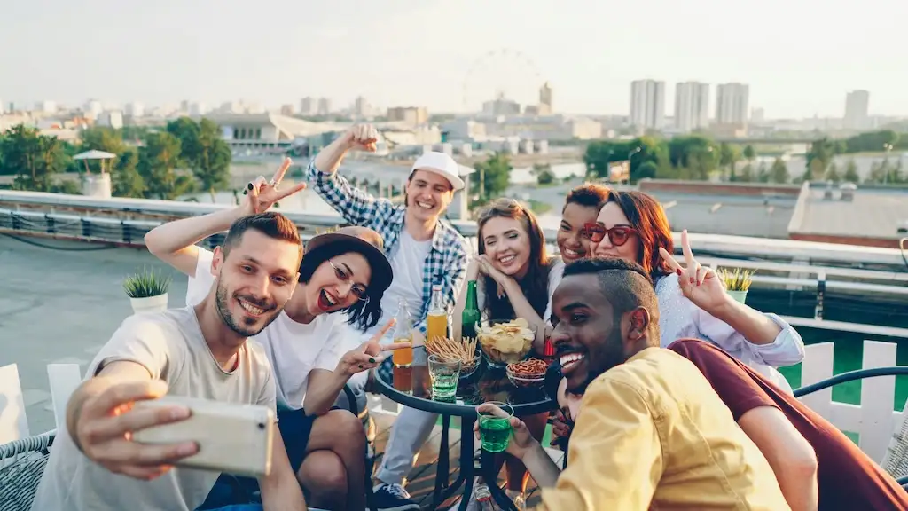 Finding Your Adventure: Solo Travel in a Group Setting